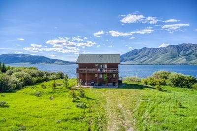 Henrys Lake Goose Bay by KABINO On Henrys Lake almost 3 Acres Satellite Wifi