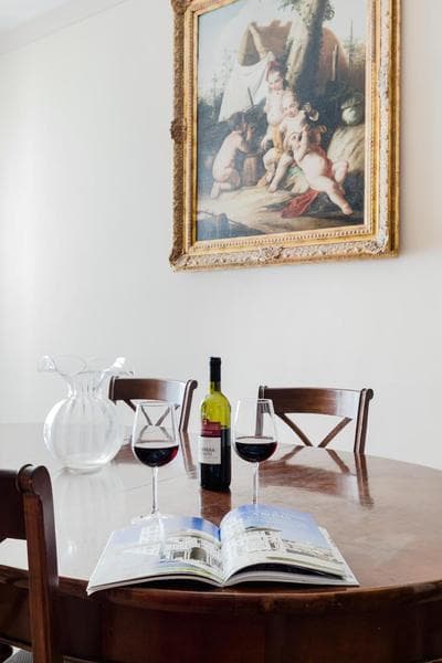 Classic apartment near the Colosseum