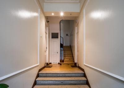 2 bedroom suites with AC next to Avenida da Liberdade