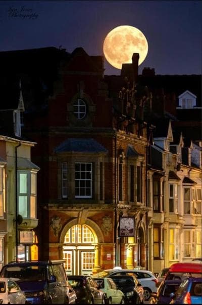 Castle Hotel