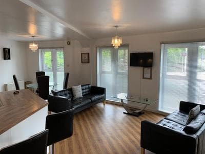 Caledonian Apartment