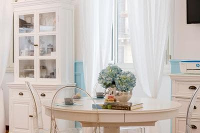 Capo Le Case, Romantic Flat near Spanish Steps