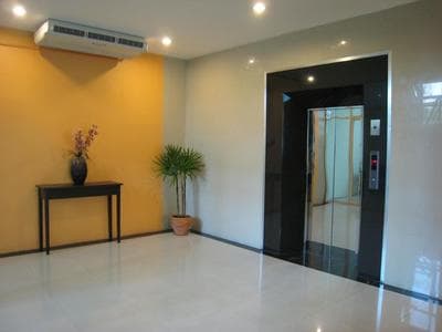 LeeNova Place