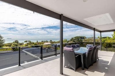 Stunning Bay View Accommodation in Rye