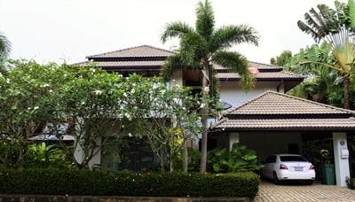 Luxurious Villa in Rawai with Private Pool