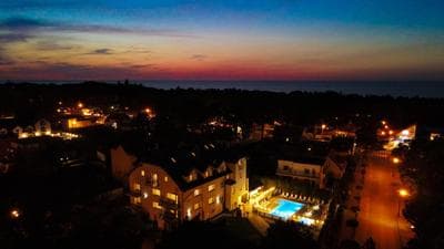 Ambre Mare Pobierowo - Noclegi ze śniadaniem i basenem
