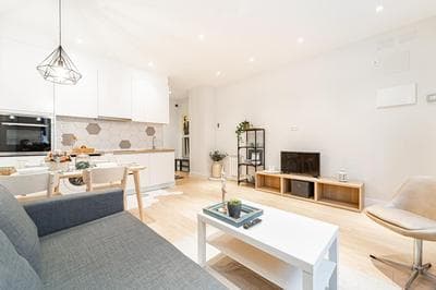 EdSam Madrid Apartments White