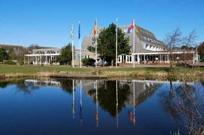 AMELAND-Appartement "APHRODITE" , eigen KEUKEN, Zonnig TERRAS, Verwarmd ZWEMBAD, nabij DORP, DUINEN en STRAND