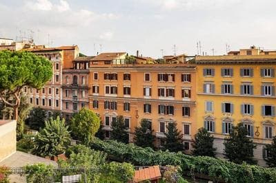 HostMe Colosseum Apartment