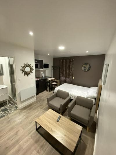 Lh Rooms Location