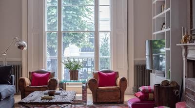 JOIVY Elegant 3-bed flat with private garden in Notting Hill, West London
