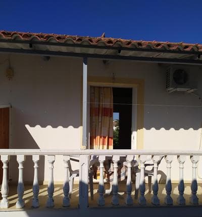 Apartment by central Tsilivi beach
