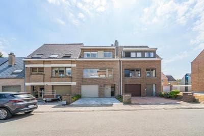 Spacious, warm and updated Home w parking & garden