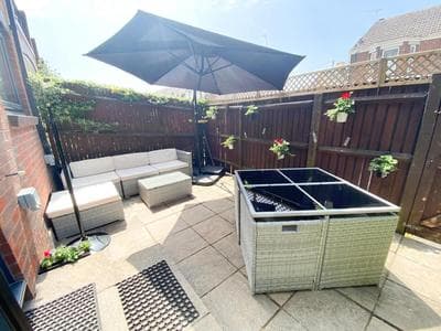 Harbourside House - Great Location - Parking - 2 En-Suites - Sleeps 5 Plus 1