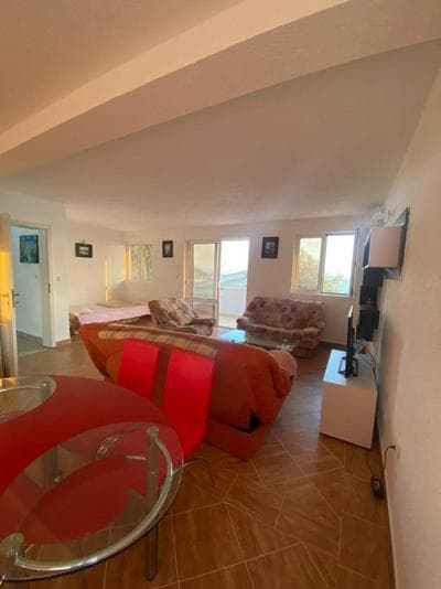 LENI Apartmani Dobre Vode
