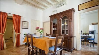 Rental in Rome Trevi Fouintain View Apartment