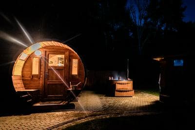 Apartamenty Gajówka- rowery, plac zabaw, sauna, jacuzzi