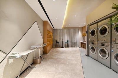 Atour Hotel Nanchang Bridge Chaoyang Center