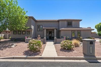 5 Bedroom 4 Bath Boutique Home PREMIUM LOCATION + heated pool option