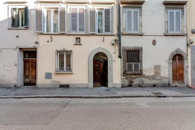 Abigail Apartment by Mamo Florence