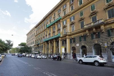 Luxury 2 bed Flat - Close to Vatican