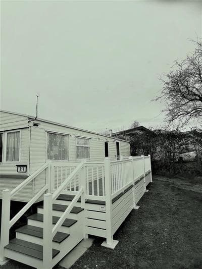 Devon Barnstaple Self Catering Tarka Holiday Park Free Wi-Fi Spacious Static Caravan sleeps 4 Pets allowed location Devon EX31 4AU Just 6 miles from Saunto