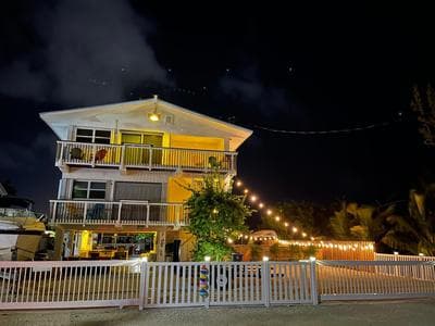 Luna Bay Breeze