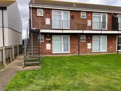 Gone To The Beach Flat 1