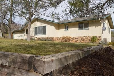 Beautiful 3 bedroom home located near Yosemite