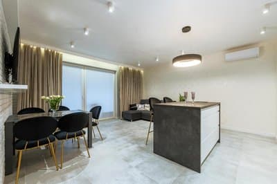 Manufaktura's STAR ***** apartment by PinPoint