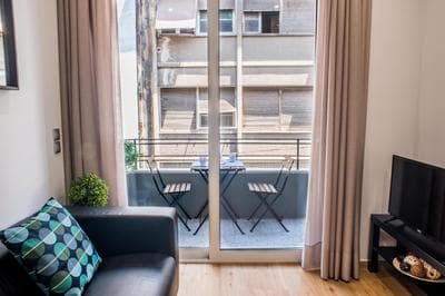 A22 Premium flat with balcony in the centre