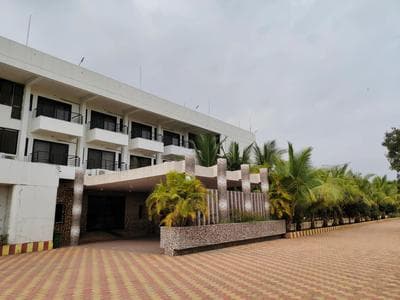Sapphero Resorts