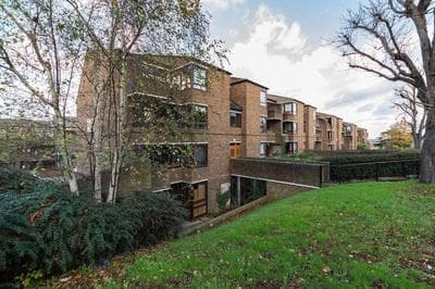 Spacious Two Double Bedroom Flat
