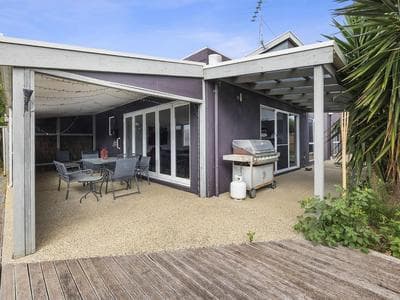 Lorama Whites Beach 1