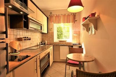 HoliApart Żeromskiego 2