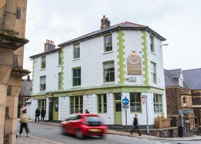 Johnny Dough's Conwy with Rooms