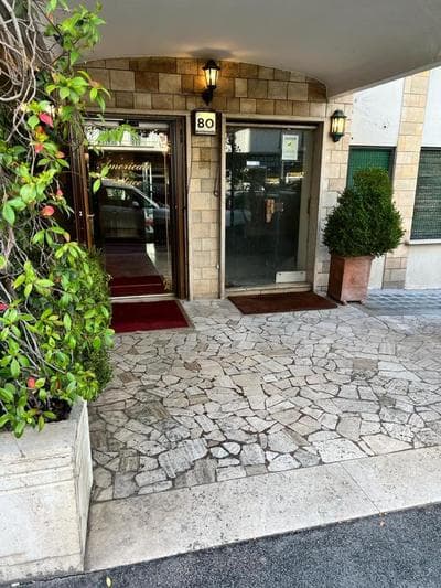 PARIOLI LUXURY SUITE