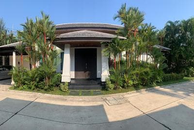 Saparot Tropical Private Pool Villa with Jacuzzi, walk to Bang Tao Beach