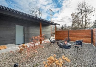 Mid Century Modern Boise-River Bungalow w/ Hot Tub