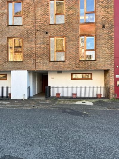 Lovely 1 bedroom apartment in South East London