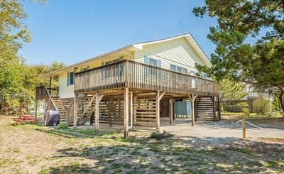 Landing Pad - Kill Devil Hills, Oceanside, 350 Yards to Beach, Flex Stays, 4 BR