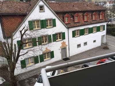2 rooms with balcony, central, quiet location