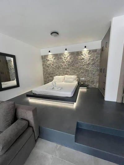 Rock N Sun - Brand New Apartment in Ermioni
