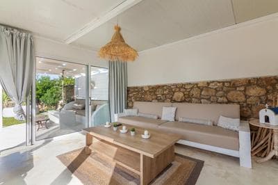 George's Island House with Plunge Pool