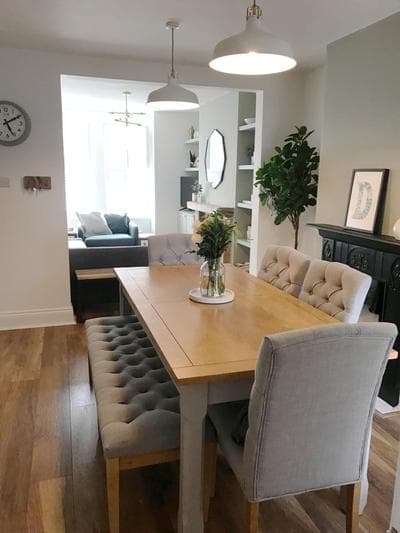 Emerson House, dog friendly with log burner close to waters edge and harbour