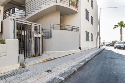 GuestHost - Castello Normanno Modern Sea View Apartment