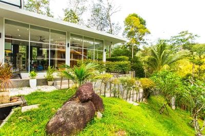 Great view in 81sqm top floor space in Kamala