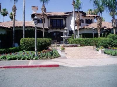 Private Country Club Condo on awesome golf course!