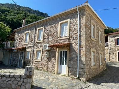 Barbajonn's Stone House