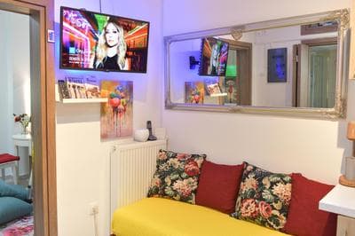 Athens Central Studio fast WiFi Metro Live Football